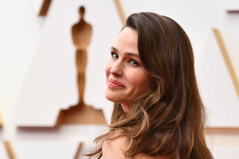 Actress Jennifer Garner, 50, is looking back on the joys of growing up as a middle child. (Photo: ANGELA WEISS/AFP via Getty Images)