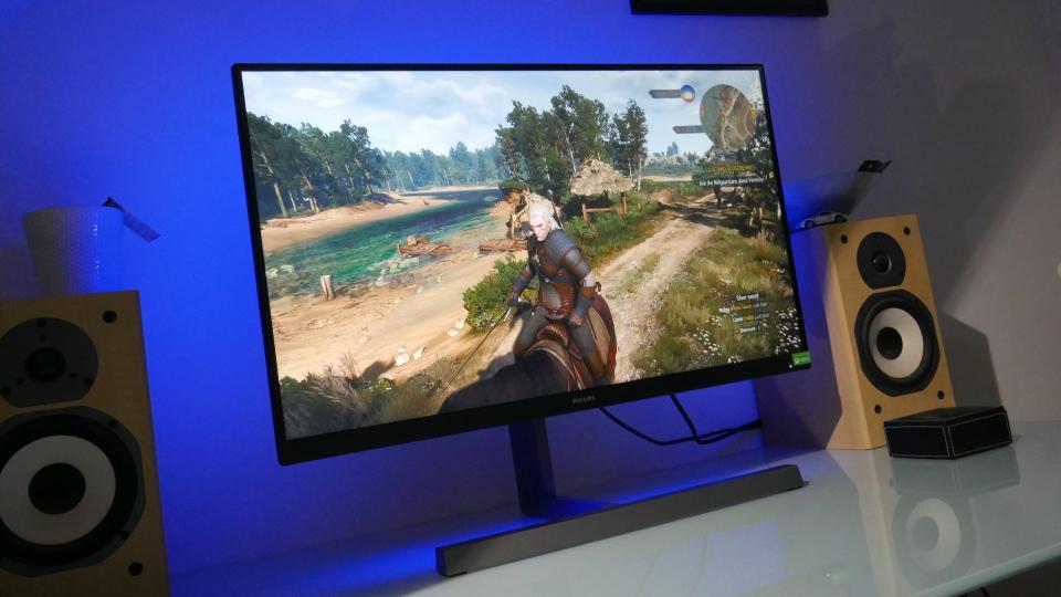 Philips Momentum 329M1RV gaming monitor