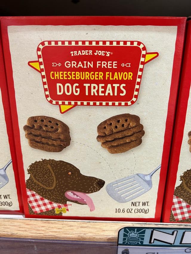 Trader joe's hot sale gingerbread dog treats