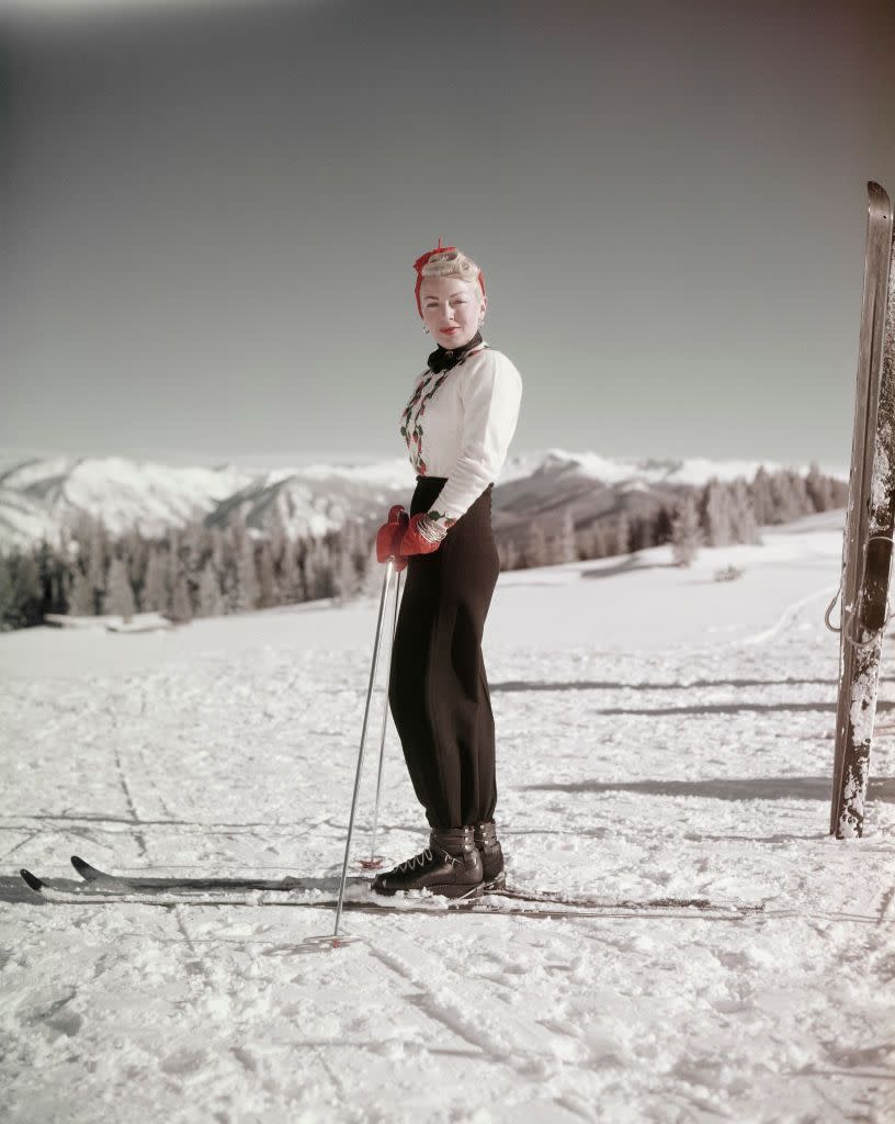 <p>Lana Turner takes a break from her run to pose for a photograph. The actress was enjoying a ski holiday, circa 1960. </p>