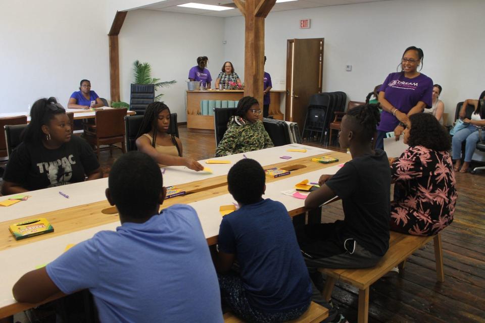 In honor of National Gun Violence Awareness Month, local non-profit organization Dream On Purpose hosted "Cupcakes & Conversations: S. O. S. (Saving OurSelves) from Gun Violence," on Saturday at The Alchemy Work Club at 602 S. Main St.
(Credit: Photo by Voleer Thomas/For The Guardian)