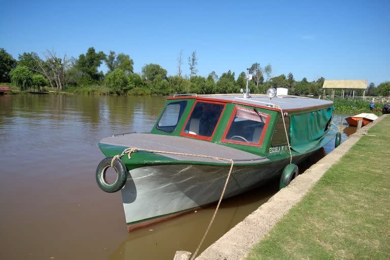 Los alumnos de ocho escuelas primarias y dos secundarias sufren la falta de transporte fluvial