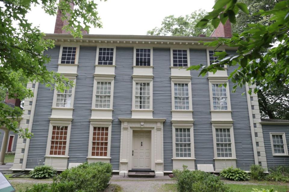 9) The Royall House and Slave Quarters: Medford, Massachusetts