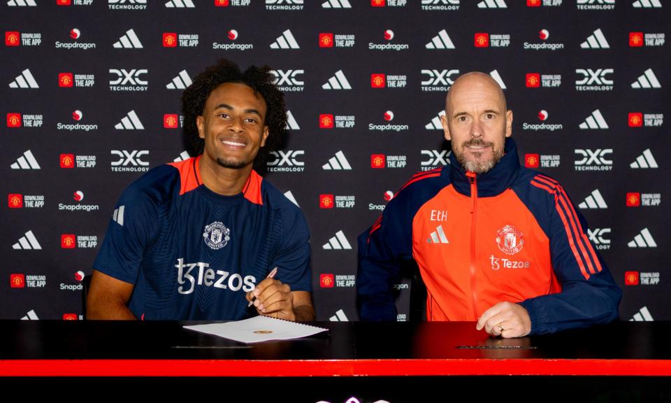 <span>Joshua Zirkzee is Erik ten Hag’s first signing of the summer.</span><span>Photograph: MUFC</span>