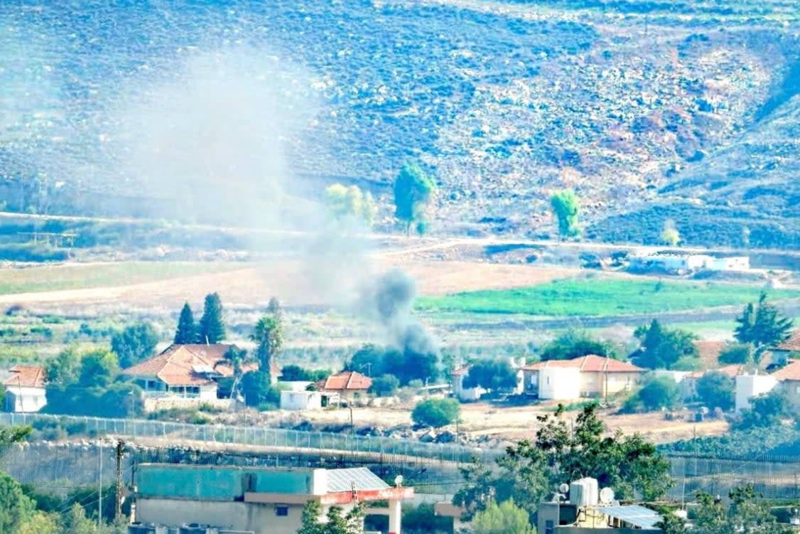 Images show aftermath of Hezbollah strike on Metula (https://t.me/thearabworldsapirlipkin/3128)