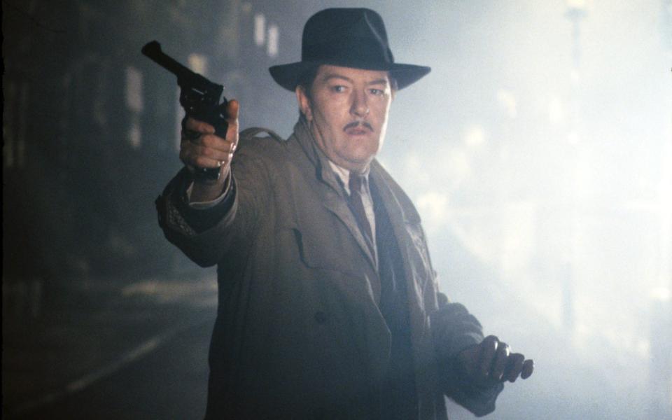 Michael Gambon in The Singing Detective - Television Stills