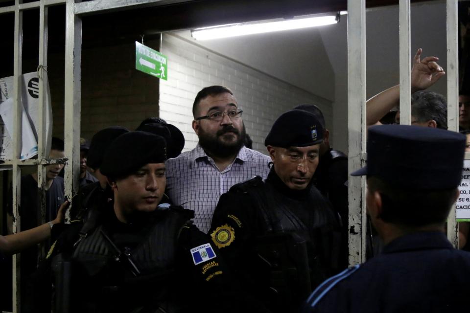 FOTOS: Javier Duarte sonríe de nuevo... y quiere volver a México