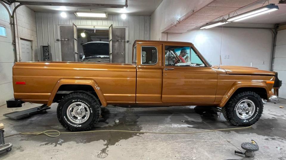 'Unicorn' 1977 Jeep J10 Prototype Restored Decades After Escaping the Crusher photo