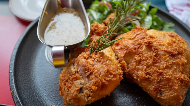 Fried chicken with salad 