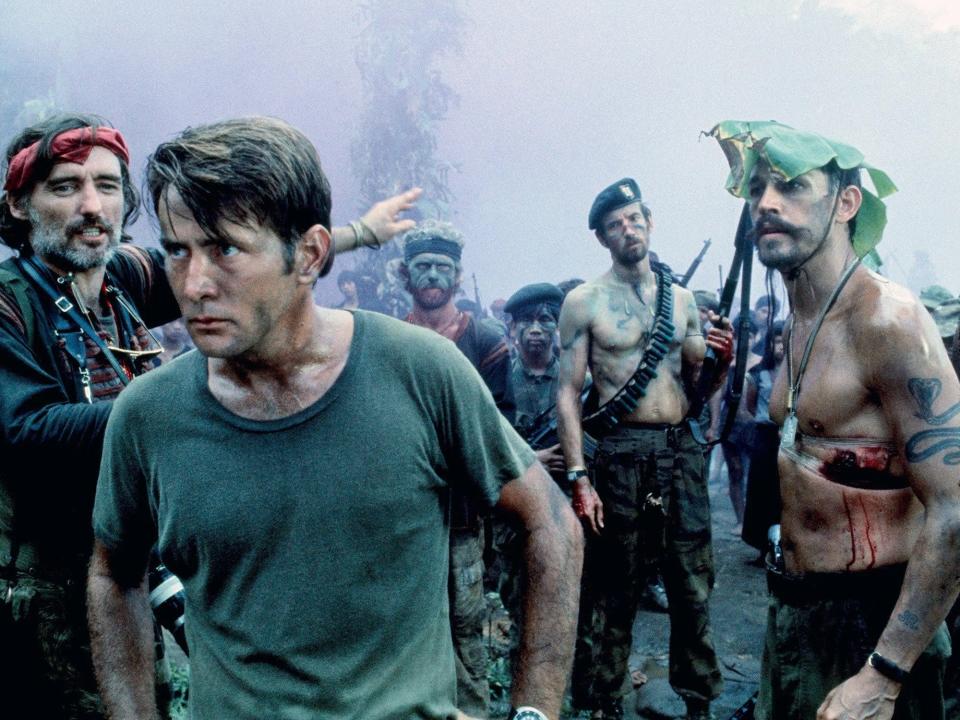 Martin Sheen in the jungle with Dennis Hopper