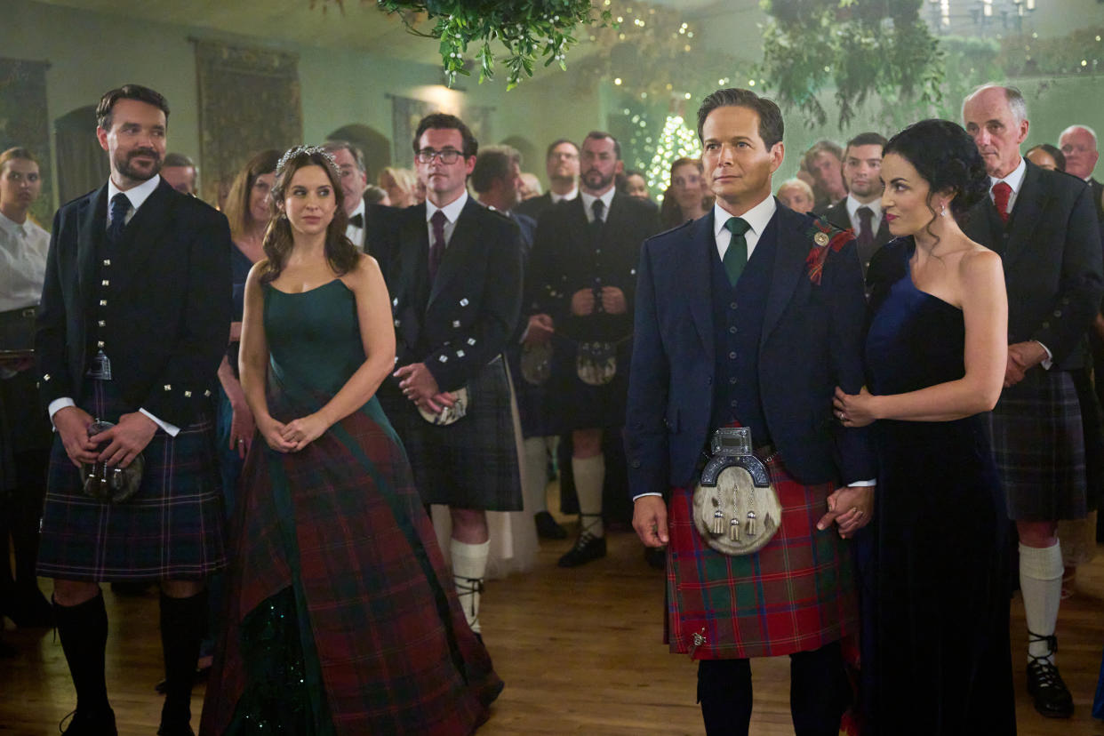 James Robinson, Lacey Chabert, Scott Wolf, Kellie Blaise in A Merry Scottish Christmas