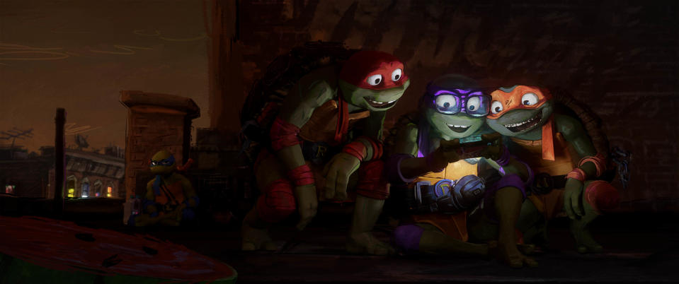 L-r, LEO, RAPH, DONNIE and MIKEY in PARAMOUNT PICTURES and NICKELODEON MOVIES Present
A POINT GREY Production “TEENAGE MUTANT NINJA TURTLES: MUTANT MAYHEM”