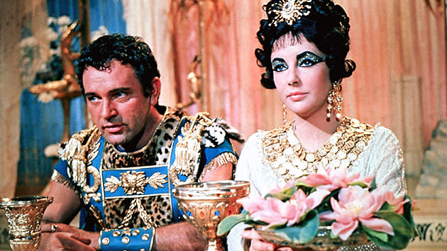 Elizabeth Taylor and Richard Burton in 'Cleopatra'