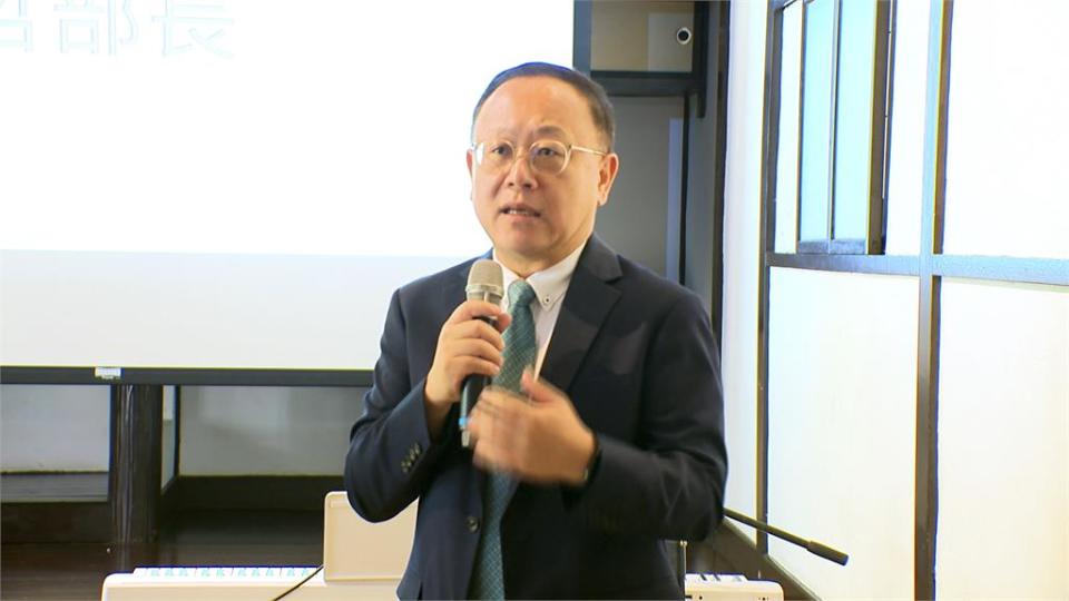 台灣新文學之父賴和家屬捐上百件文物　南藝大擬真複製技術神還原手稿作品