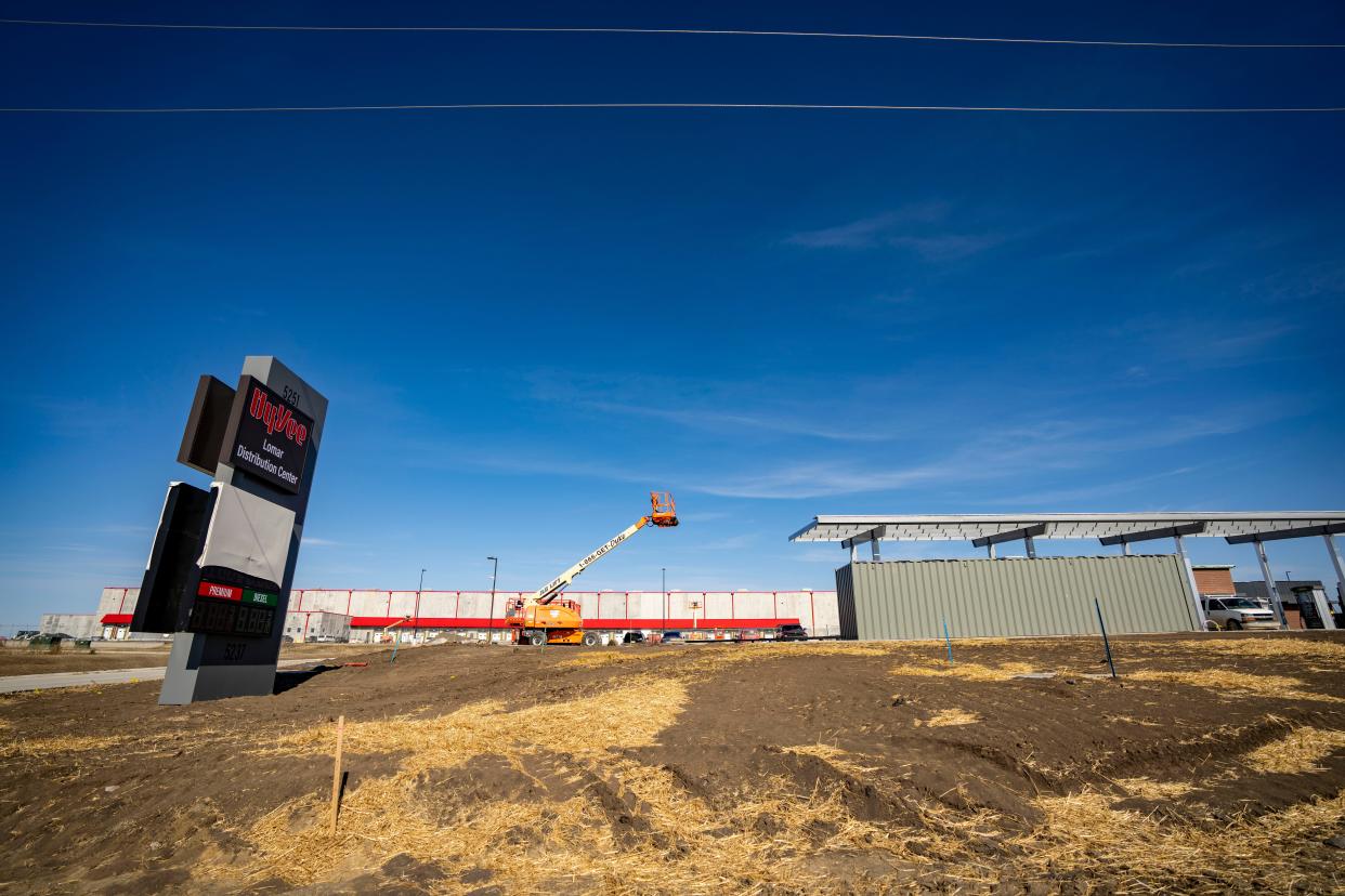 A new Hy-Vee distribution center under construction in Cumming.