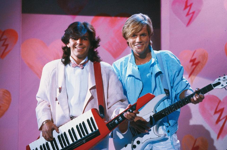 Modern Talking entwickelte sich zur absoluten Hitmaschine: Zwischen 1985 und 1987 veröffentlichte das Duo sechs (!) Studioalben, landete mit seinen ersten fünf Singles fünf Nummer-eins-Hits in Deutschland und verkaufte weltweit geschätzt 60 Millionen Tonträger. (Bild: RTL)