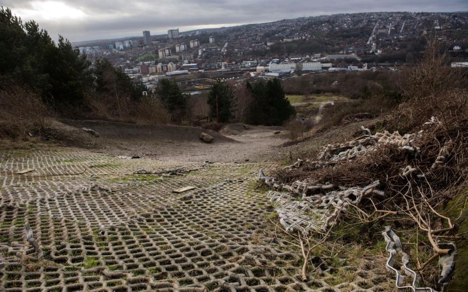 sheffield ski village - Bethany Clarke