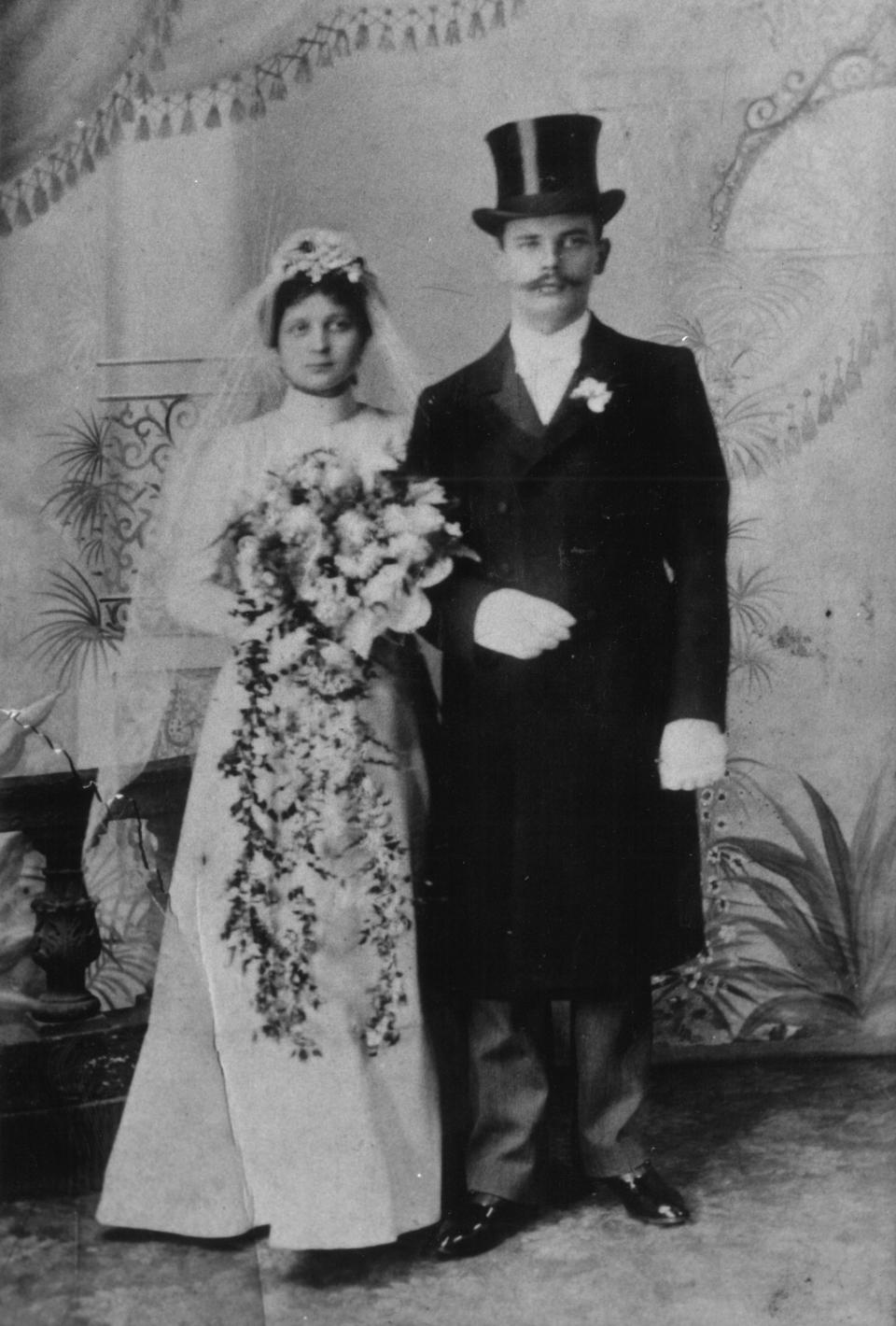 Sue Perkins' maternal great grandparents, Anna Muller and Emil Muller. (BBC)
