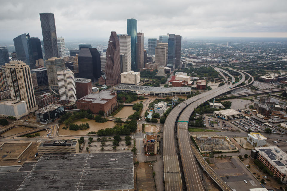 An aerial view of flooded downtown Houston on Aug. 29, 2017. (Photo: Marcus Yam/Getty Images)