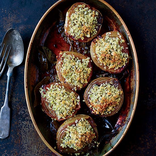 Baked Onions with Fennel Bread Crumbs