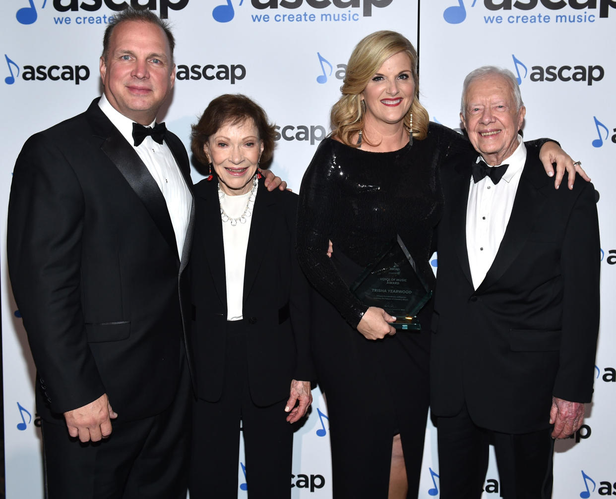 Garth Brooks, Rosalynn Carter, Trisha Yearwood, and President Jimmy Carter attend the 53rd annual ASCAP Country Music Awards in 2015. (John Shearer/Getty Images)