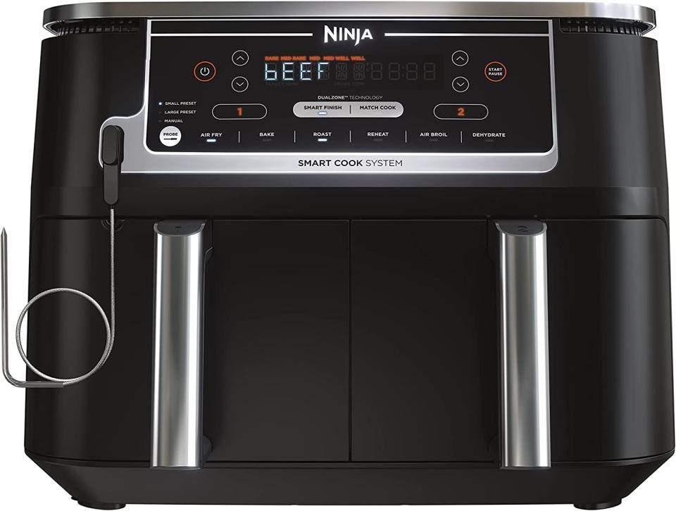 Ninja DZ550 Foodi 10 Quart 6-in-1 DualZone Smart XL Air Fryer. Image via Amazon.
