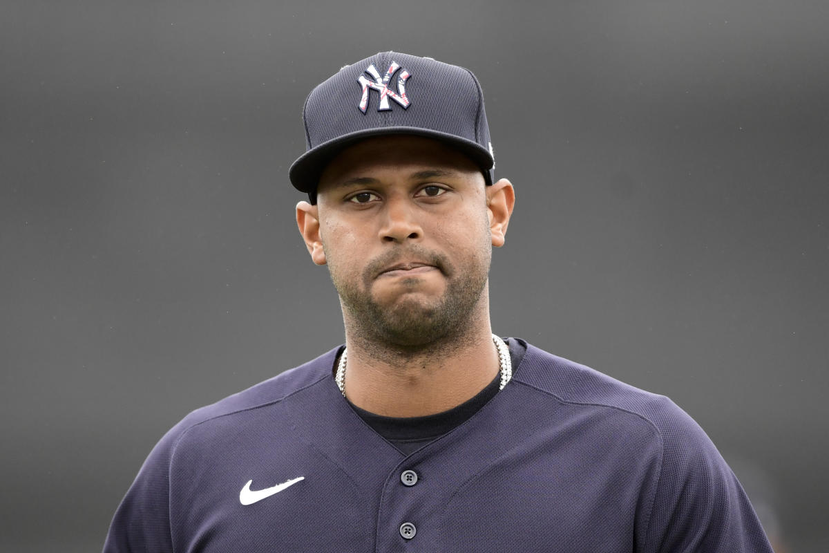 Aaron Hicks' muscles are so big that his shirt can barely contain