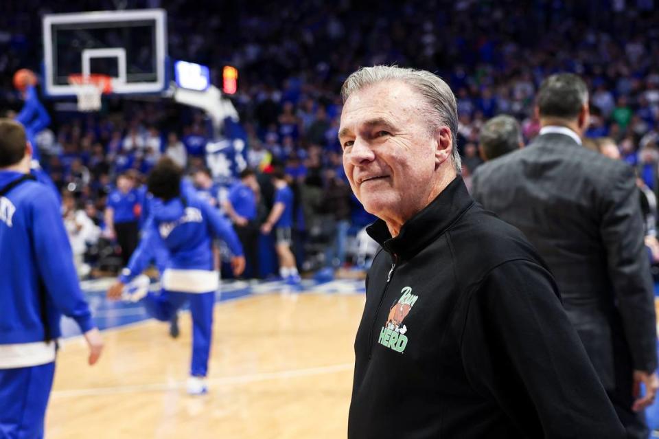 Marshall head coach Dan D’Antoni on the court before his team faced Kentucky on Friday at Rupp Arena.