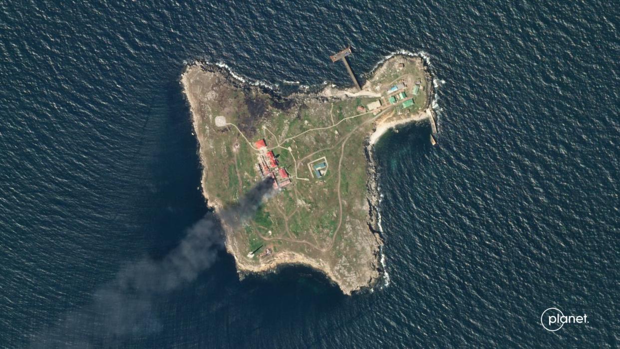 L'île aux serpents prise en photo le 6 mai 2022.  - Source: © 2022 Planet Labs PBC.