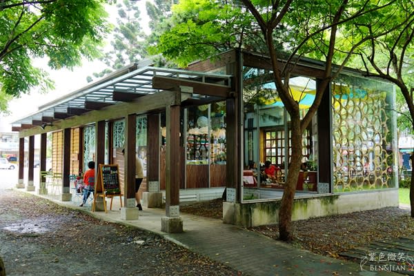 宜蘭咖啡廳 虎咖啡 x 藝境空間 羅東 隱身鬧區裏的一方小天池