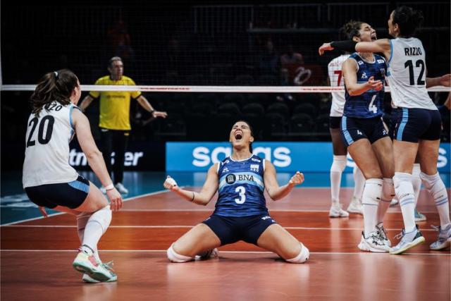 Club Atlético Independiente de Burzaco - VOLEY / INFERIORES FEMENINO Las  chicas de VOLEY consiguieron la victoria en la tira completa del domingo en  la visita a el Club Italiano. Los resultados