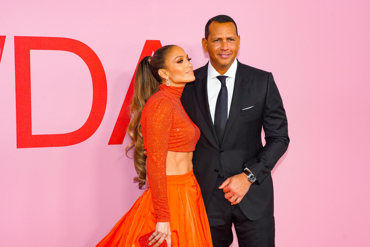 NEW YORK, NEW YORK - JUNE 03: Jennifer Lopez and Alex Rodriguez attend the 2019 CFDA Fashion Awards- Arrivals at Brooklyn Museum on June 03, 2019 in New York City. (Photo by Sean Zanni/Patrick McMullan via Getty Imagess)