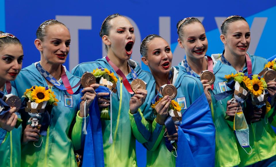 August 7, 2021: Ukraine wins the bronze medal in the women's artistic swimming team free routine during the Tokyo 2020 Olympic Summer Games at Tokyo Aquatics Centre.