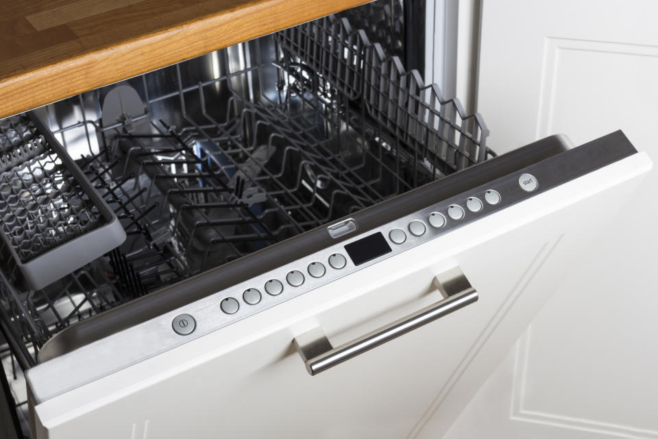 The Internet is divided about cooking vegetables in the dishwasher. (Getty Images)