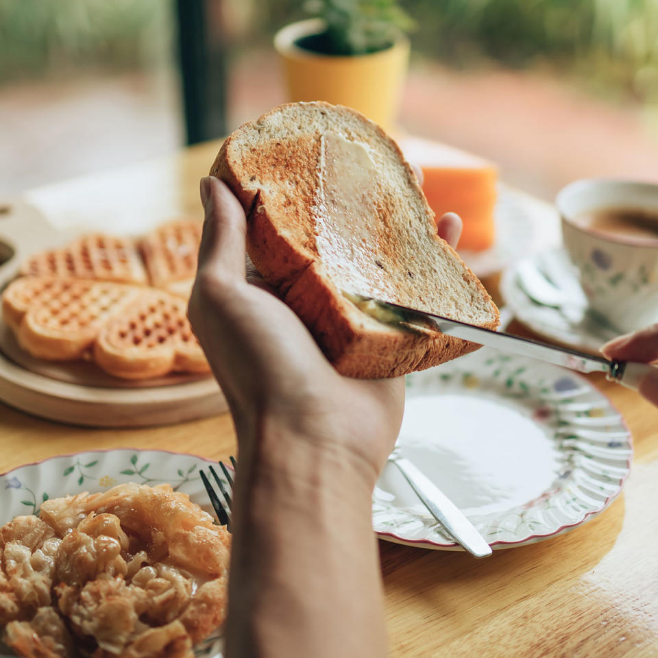 The Healthy Bread You Can Eat Every Day To Shed Pounds Nutritionists Say - Yahoo Life