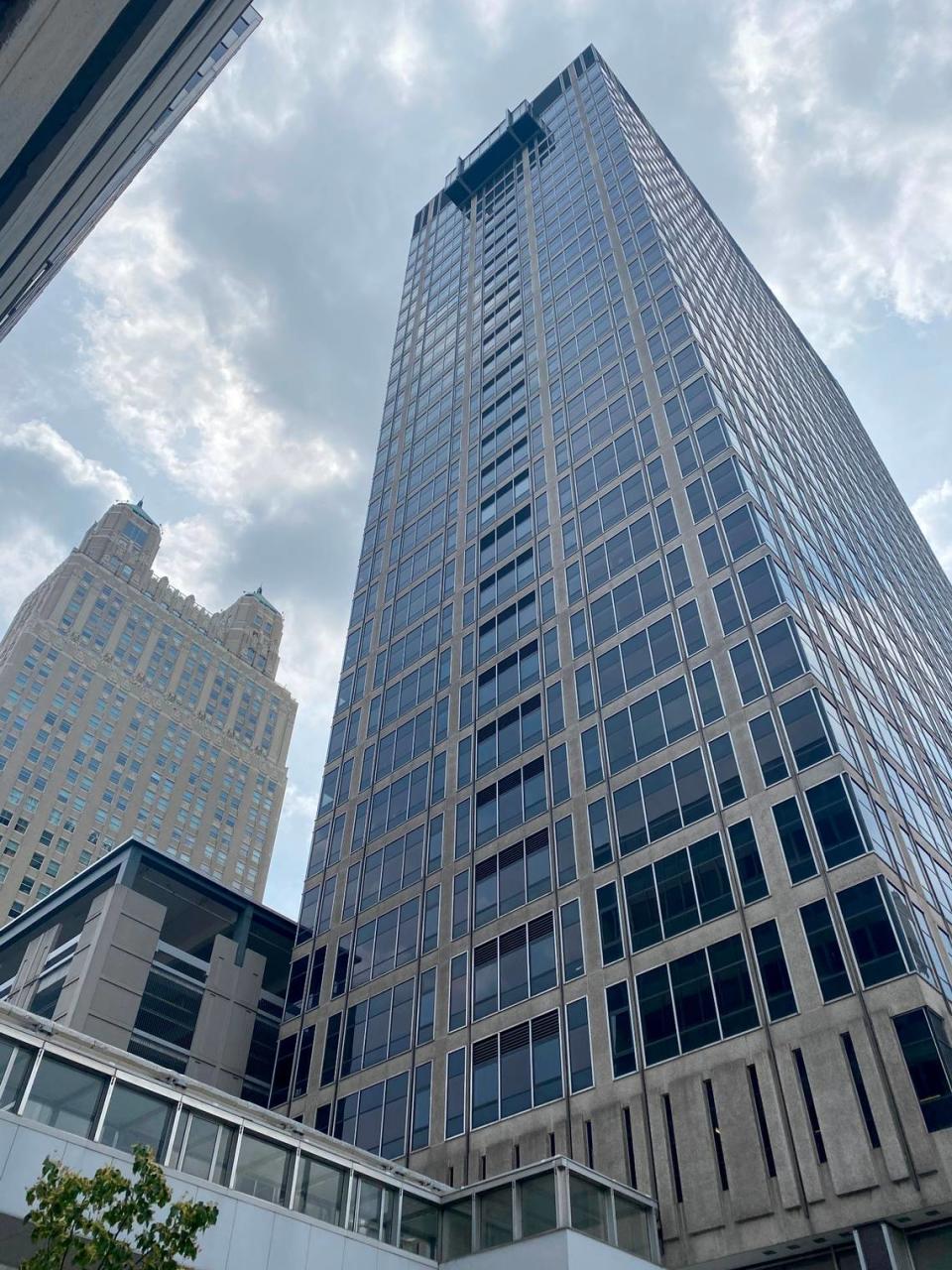 North side of Commerce Tower with projection near the top. 