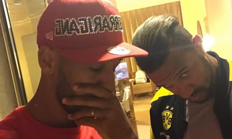 Pierre-Emerick Aubameyang (l.) und Bruder Willy posteten dieses Bild (Foto: instagram.com/aubameyang97)