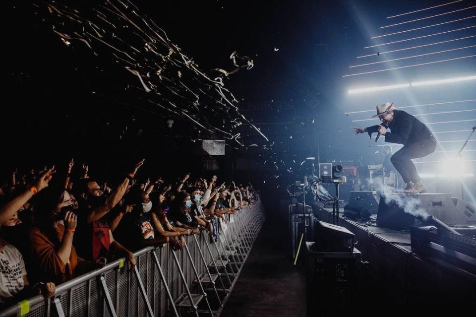 Needtobreathe's Bear Rinehart, onstage, in concert