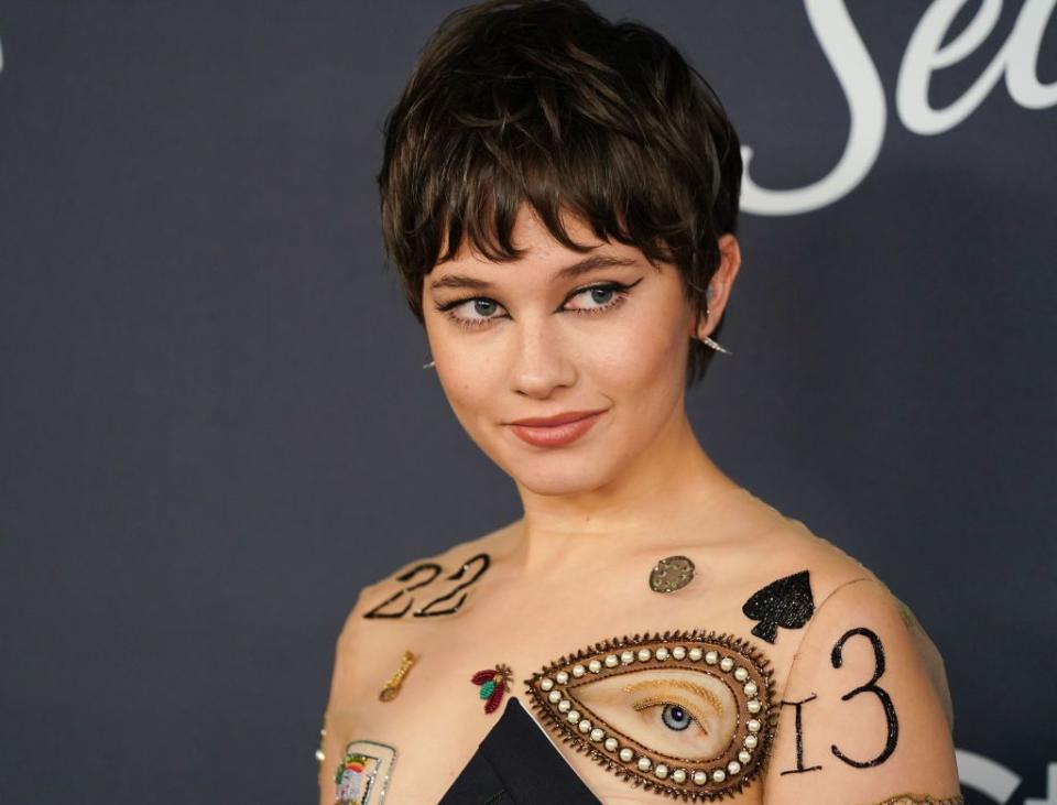 <p>Spaeny (22) is a young actor who's already appeared in some serious cinema. Credits include <em>Bad Times at the El Royale, </em><em>On the Basis of Sex</em>, and <em>Vice</em>. </p>