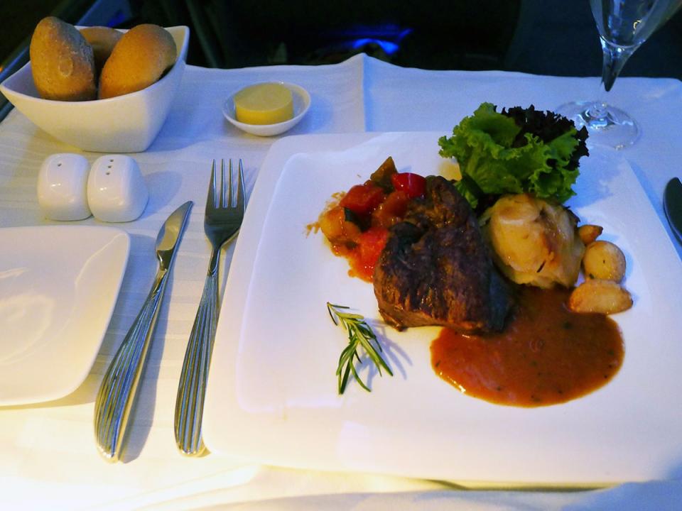 airline food