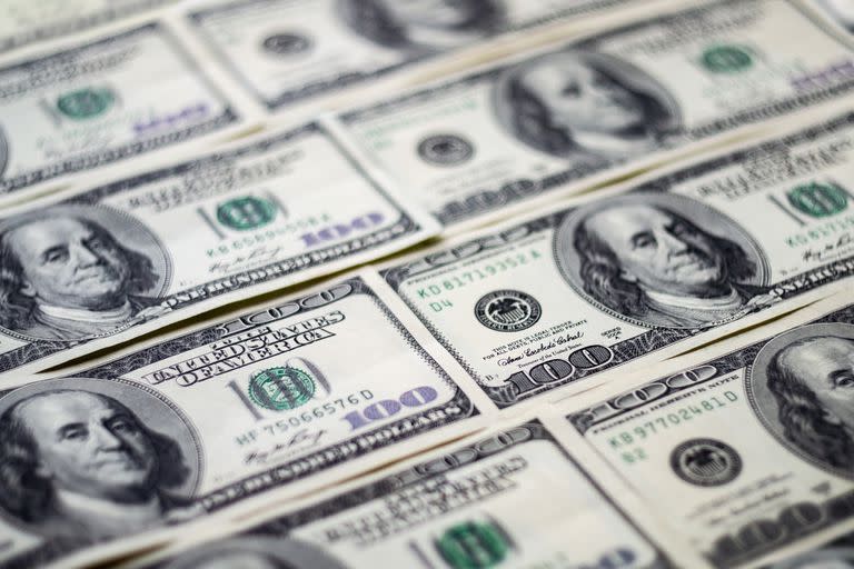 El dólar MEP se ubica en $357,29