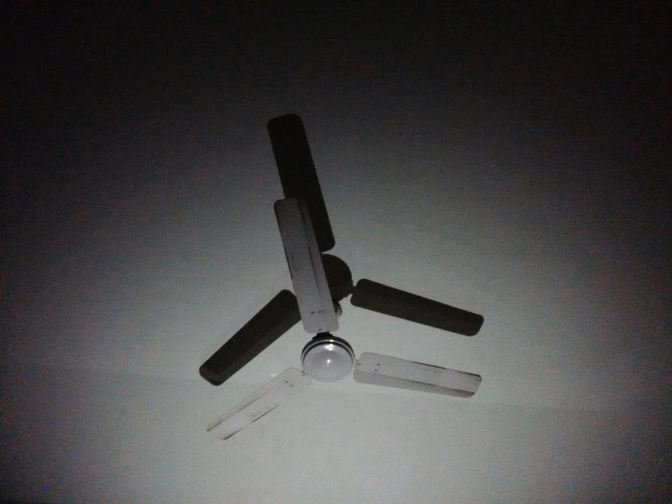 A ceiling fan