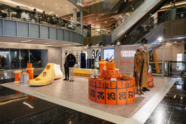 Louis Vuitton Unveils Expanded Somerset Collection Store