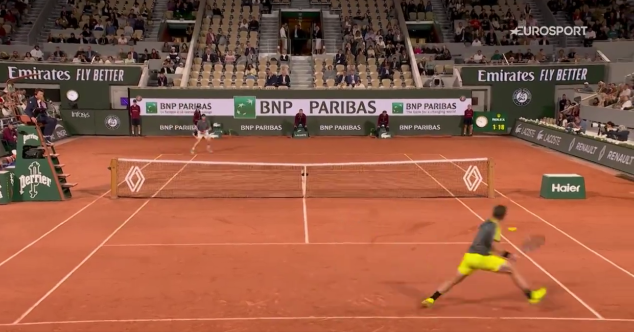 Il n’aura pas fallu longtemps aux habitués de Roland Garros pour déplorer des matchs avec de nombreux sièges vides dans les tribunes parisiennes. 