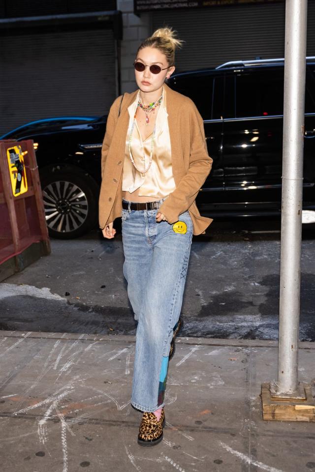 Gigi Hadid has just schooled us in how to wear low-rise jeans