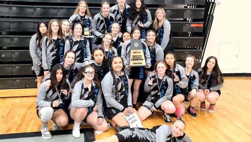 Canyon View’s girls wrestling team took first at its 3A Divisional state qualifying meet on Tuesday.