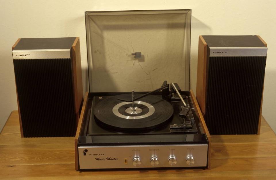 '70s record player
