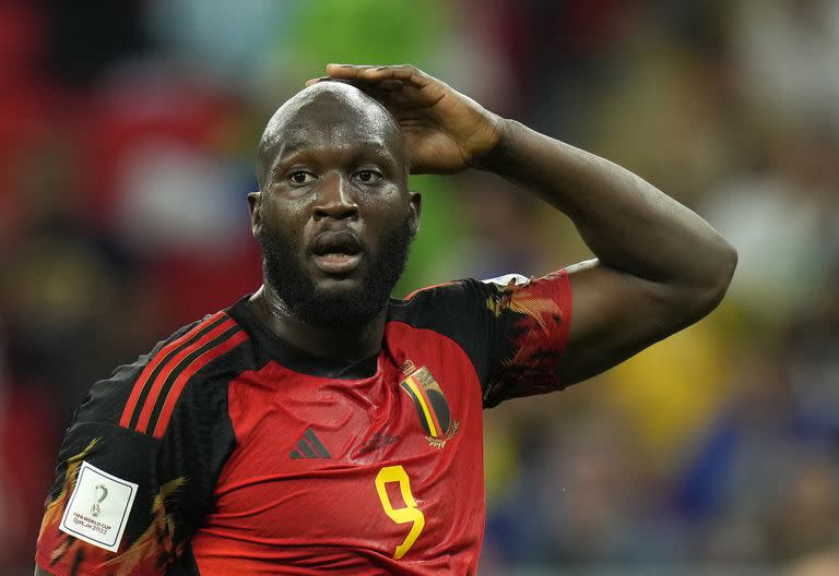 El delantero belga Romelu Lukaku viene de convertir en el triunfo de su selección ante Austria