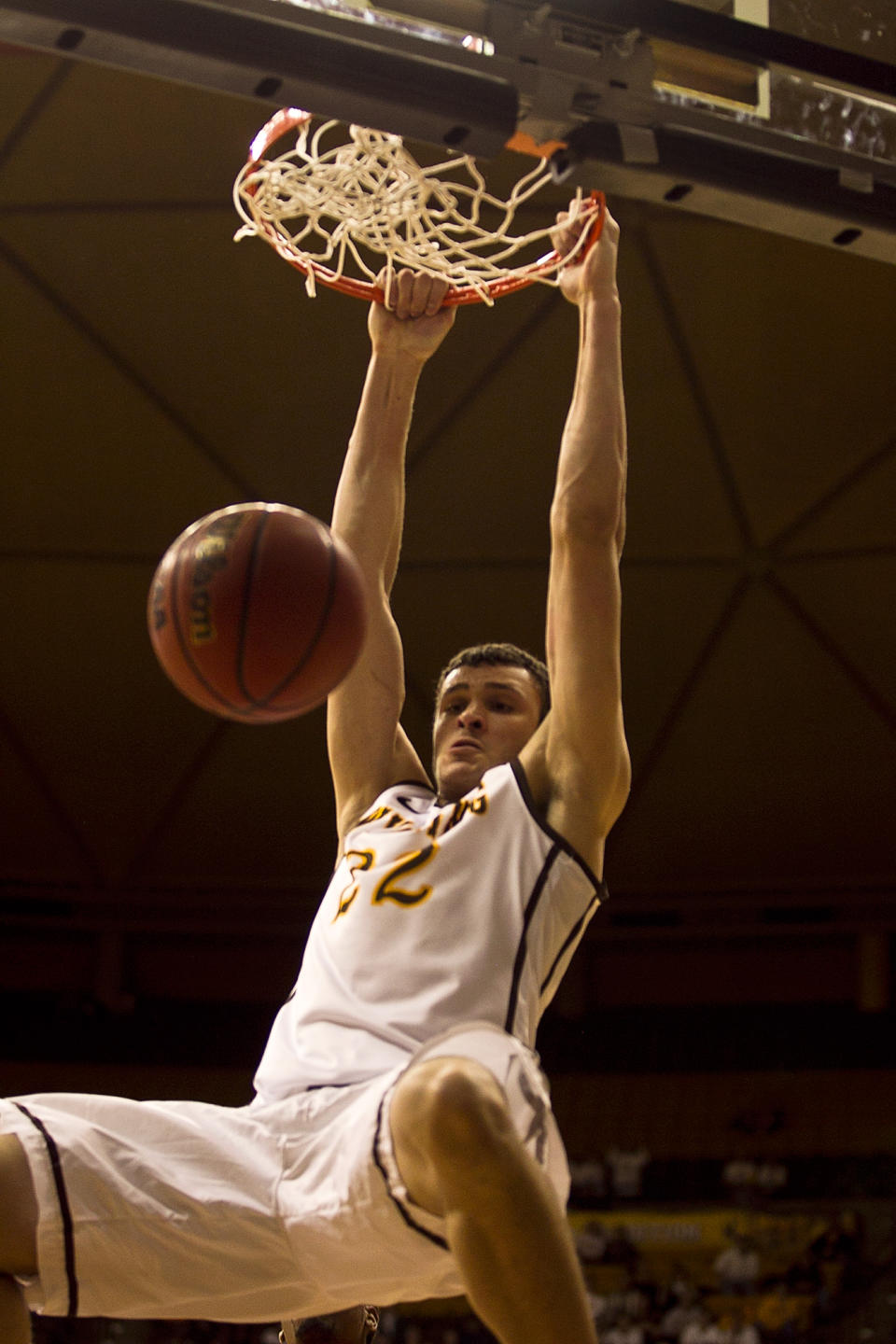 Cowboys forward Larry Nance Jr. (22) slams the ball through the net against San Diego State Aztecs Tuesday, Feb. 11, 2014 at the Arena-Auditorium in Laramie, Wyo. (AP Photo/Jeremy Martin)