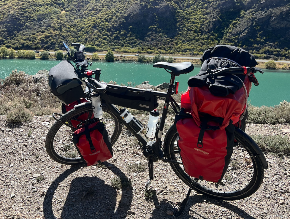 Vollgepackt: das Fahrrad von Benedikt Weimer.  - Copyright: Benedikt Weimer